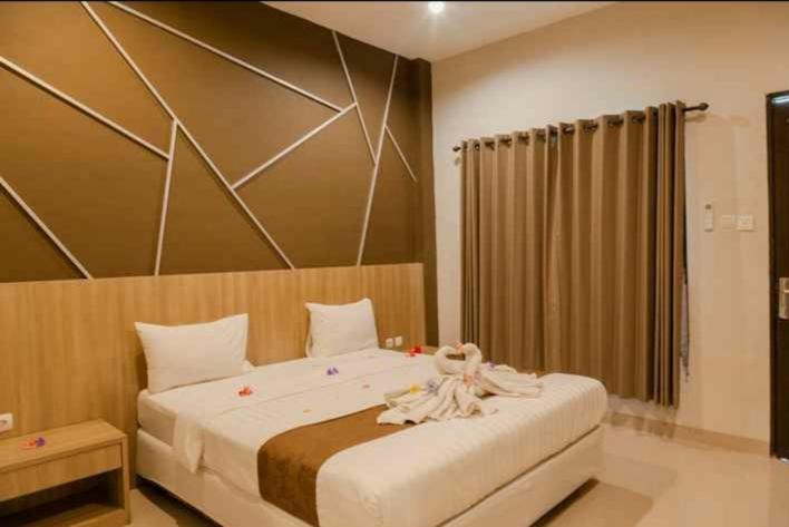 Puri Senggigi Hotel Mangsit Buitenkant foto