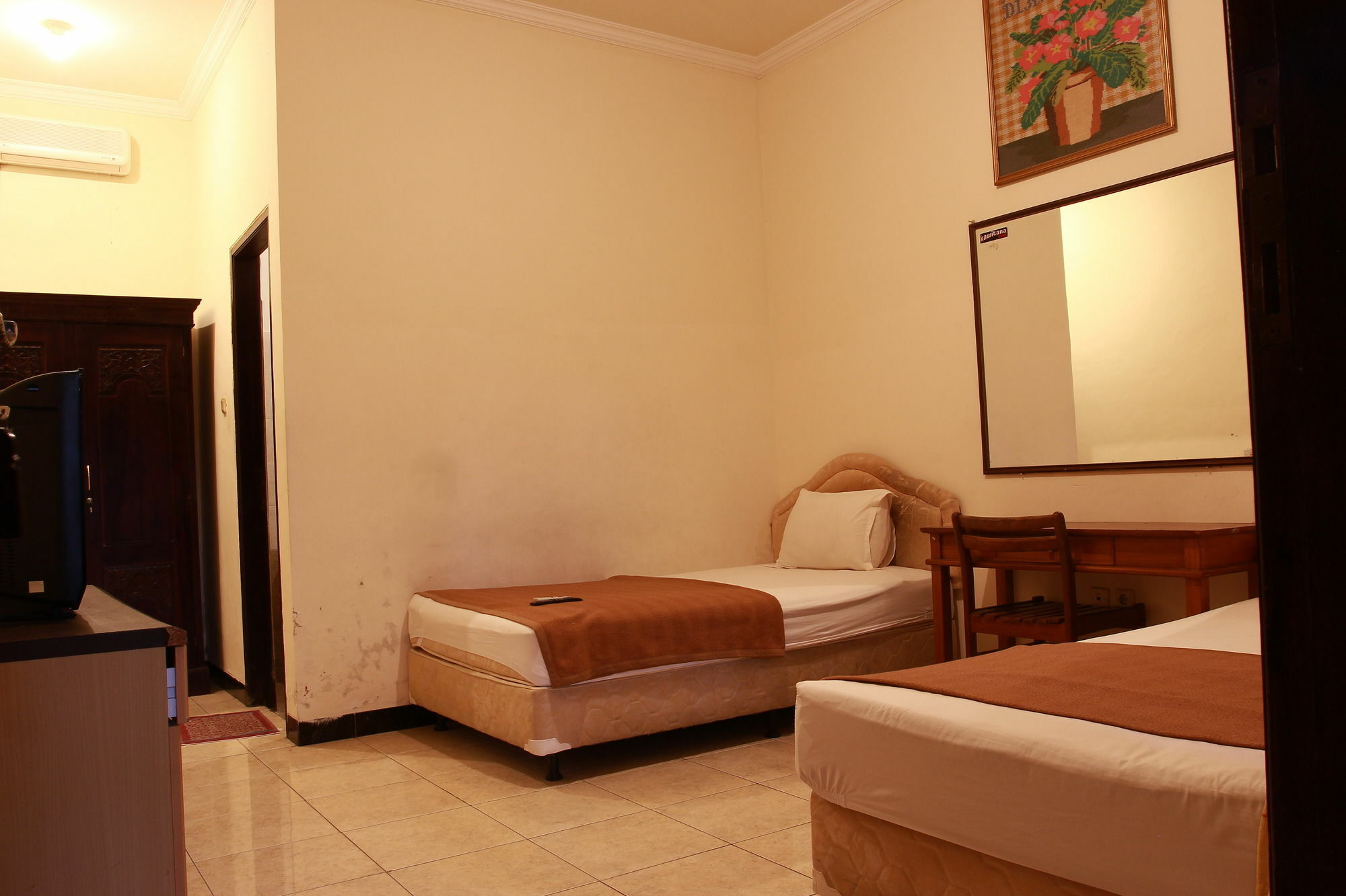 Puri Senggigi Hotel Mangsit Buitenkant foto