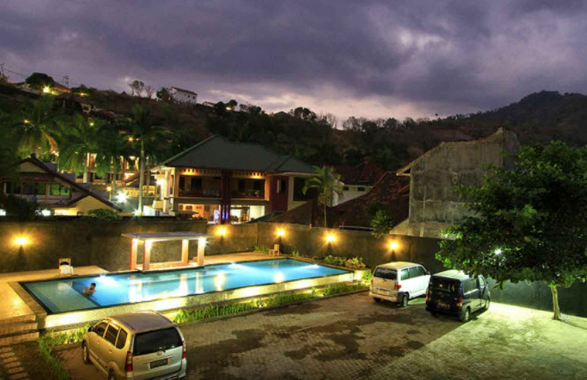 Puri Senggigi Hotel Mangsit Buitenkant foto