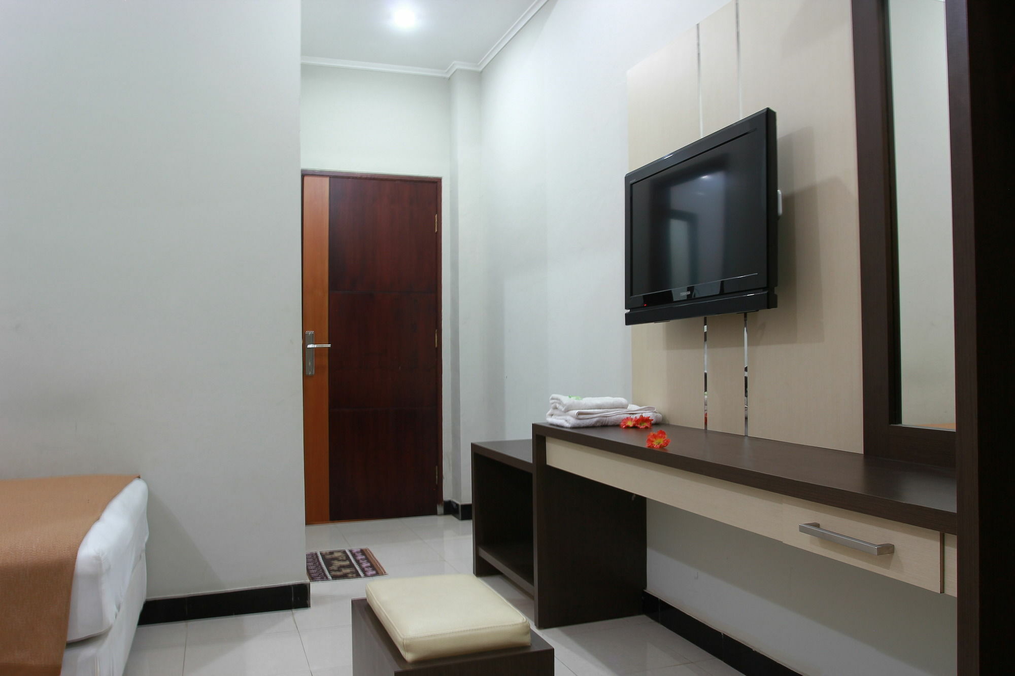 Puri Senggigi Hotel Mangsit Buitenkant foto